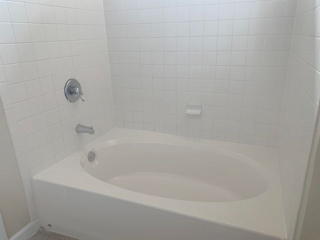 2005 Mariposa Vista Ln 105, St Augustine, FL 32084