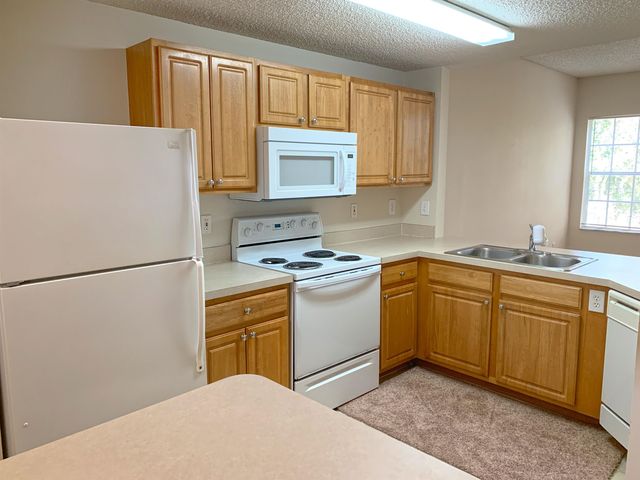 2005 Mariposa Vista Ln 105, St Augustine, FL 32084