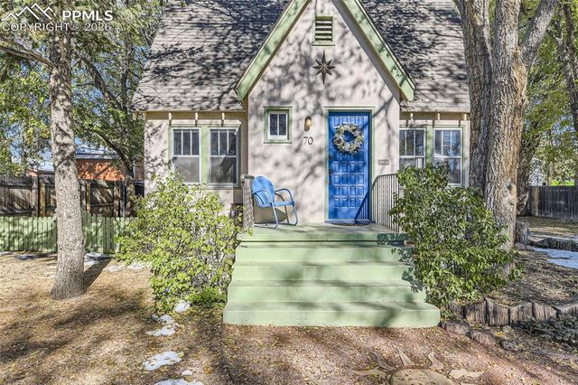 70 Cascade Court, Colorado Springs, CO 80907