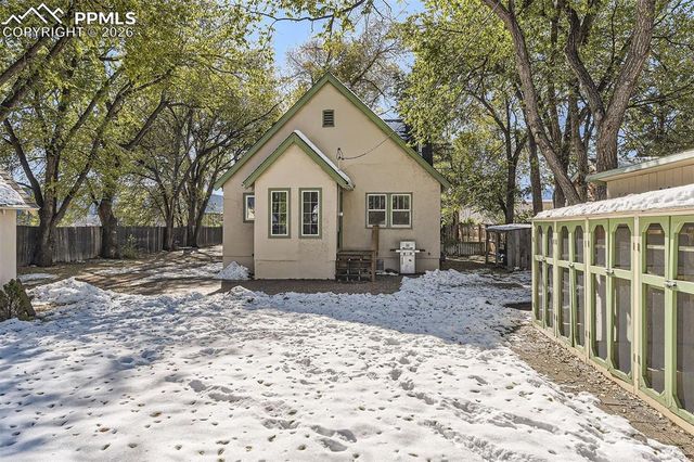 70 Cascade Court, Colorado Springs, CO 80907