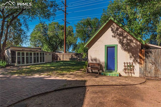 70 Cascade Court, Colorado Springs, CO 80907