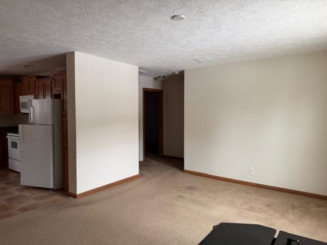 8100 E Arnold Lake Road, Harrison, MI 48625