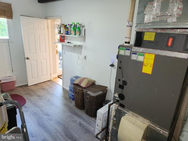 3937 W SHORE DR, Edgewater, MD 21037