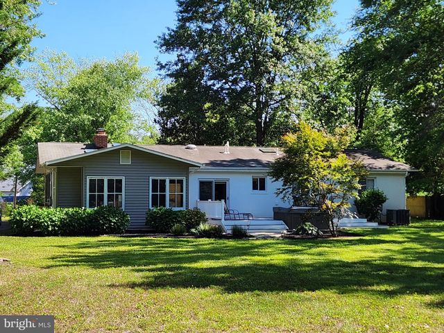 3937 W SHORE DR, Edgewater, MD 21037