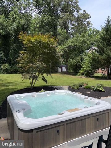 3937 W SHORE DR, Edgewater, MD 21037