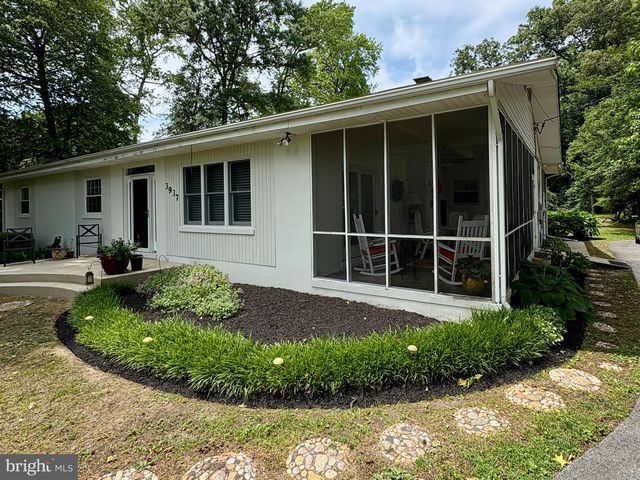 3937 W SHORE DR, Edgewater, MD 21037