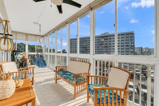 3800 Hillcrest Dr 422, Hollywood, FL 33021