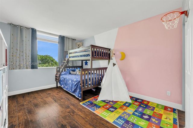 3800 Hillcrest Dr 422, Hollywood, FL 33021