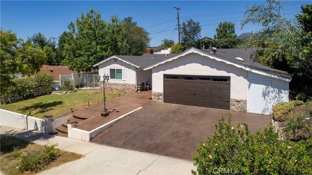 Image 2 of property listing at 13055 Shenley, Sylmar, CA 91342