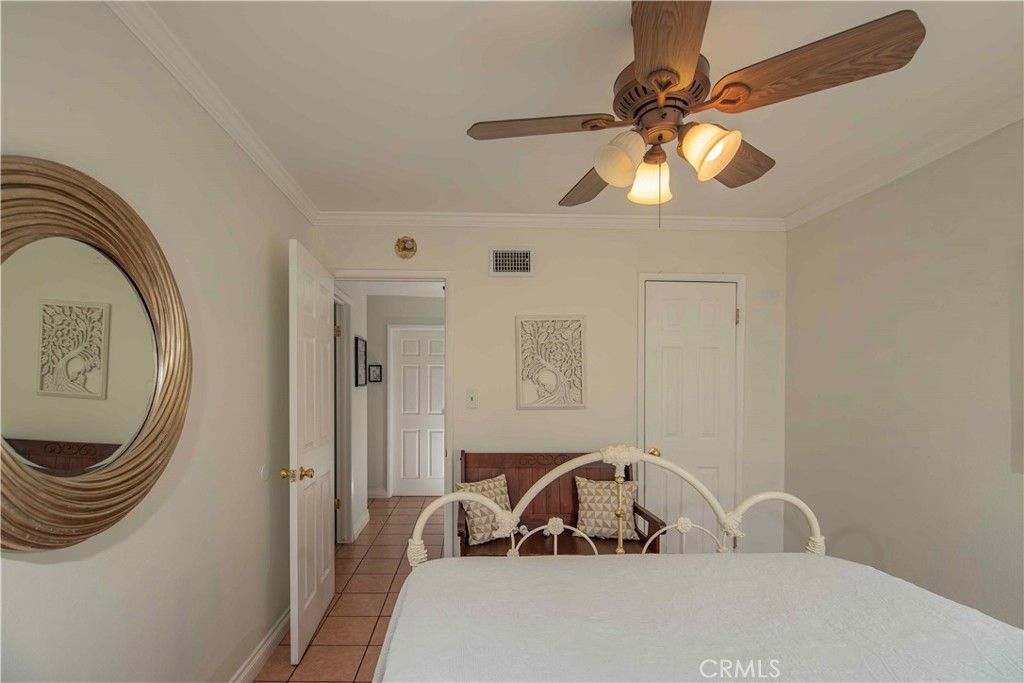 Image 40 of property listing at 13055 Shenley, Sylmar, CA 91342