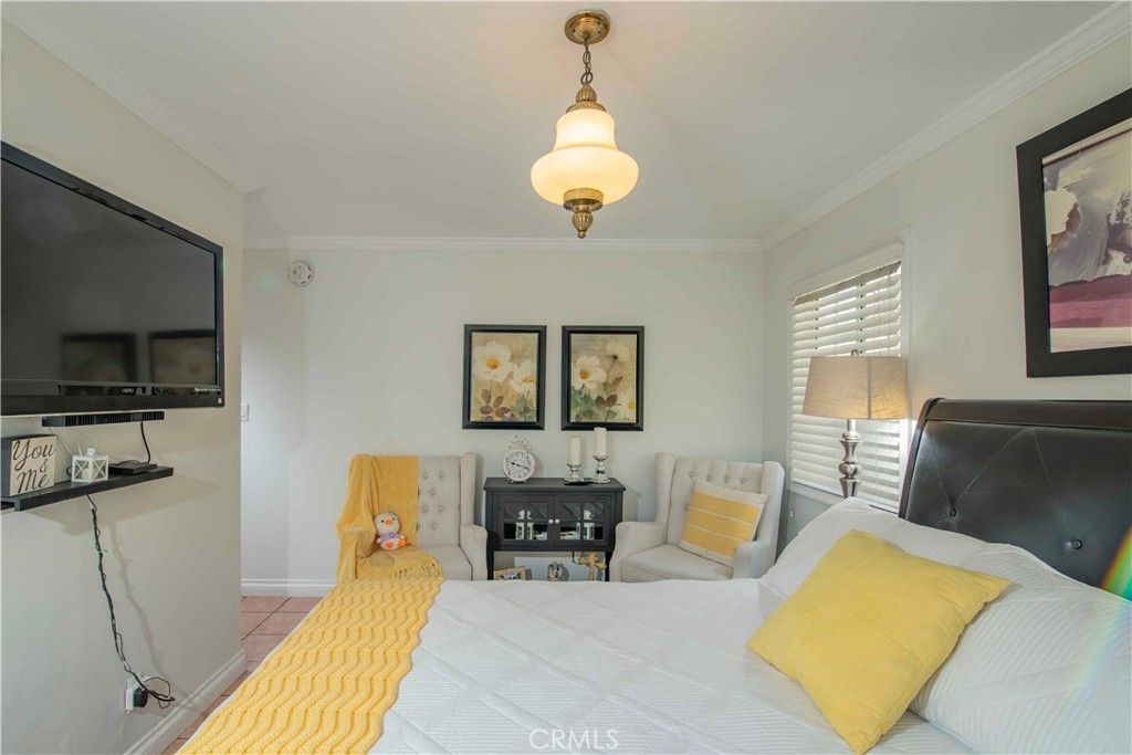 Image 45 of property listing at 13055 Shenley, Sylmar, CA 91342