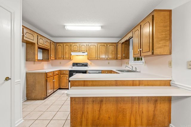 711 Chaucer Cove, Jacksonville, AR 72076