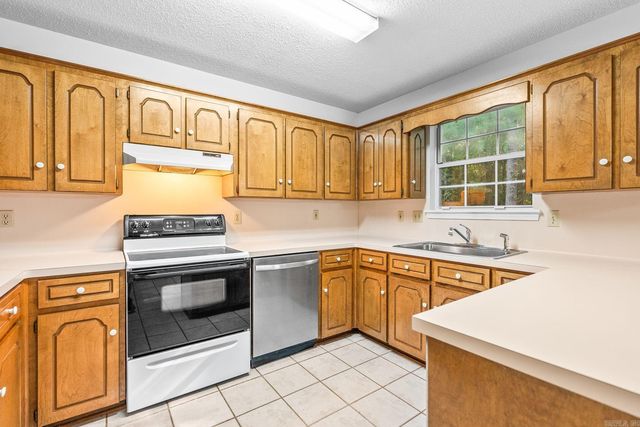 711 Chaucer Cove, Jacksonville, AR 72076