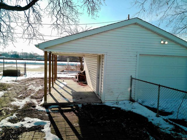 1307 E 4Th Street, Mishawaka, IN 46544