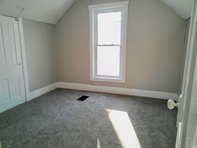 1307 E 4Th Street, Mishawaka, IN 46544