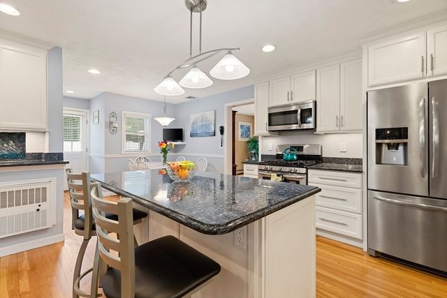15 Garden Road, Stoneham, MA 02180