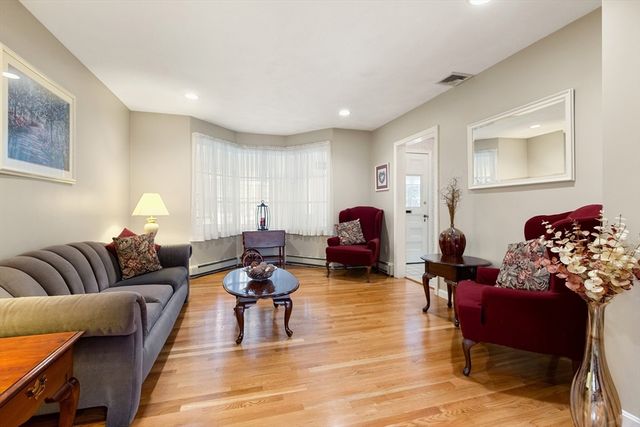 15 Garden Road, Stoneham, MA 02180