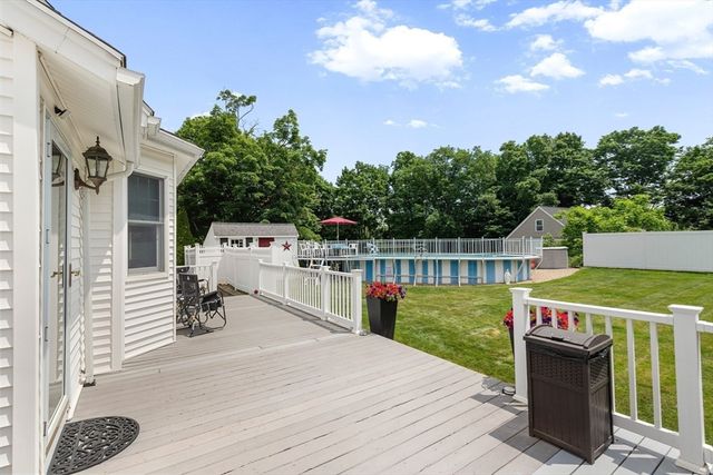15 Garden Road, Stoneham, MA 02180