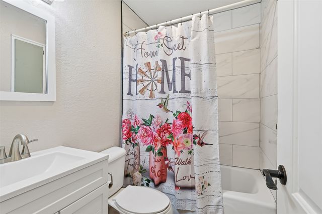 128 Laura Drive, Mineola, TX 75773