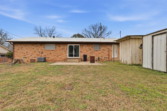 128 Laura Drive, Mineola, TX 75773