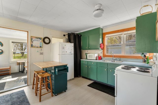 71 Kirk and Fitts Road, Alburgh, VT 05449