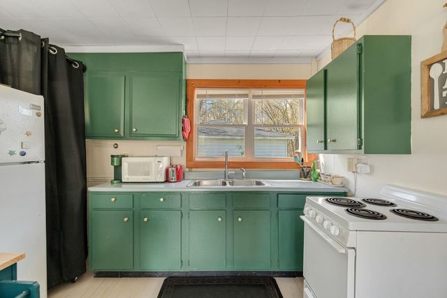 71 Kirk and Fitts Road, Alburgh, VT 05449