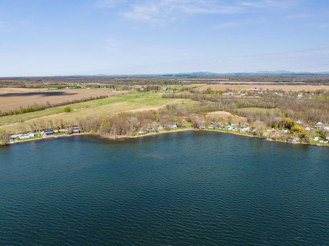 71 Kirk and Fitts Road, Alburgh, VT 05449