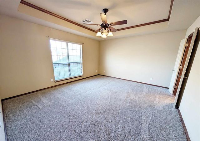 609 Sally Court, Moore, OK 73160