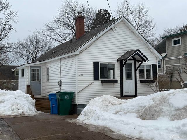 1440 Lynn Avenue, Marquette, MI 49855
