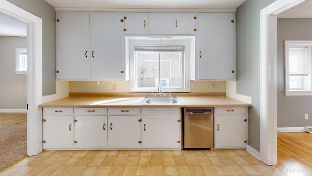 1440 Lynn Avenue, Marquette, MI 49855