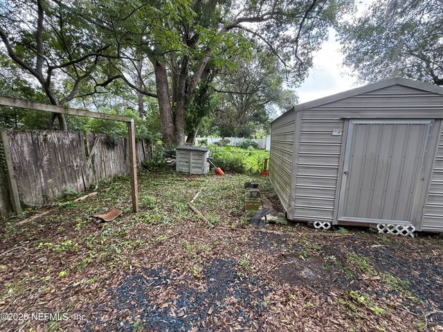 6453 SOLANDRA Drive, Jacksonville, FL 32210