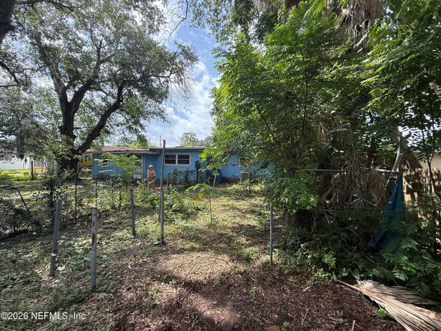6453 SOLANDRA Drive, Jacksonville, FL 32210