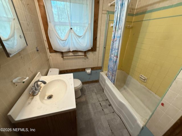 6453 SOLANDRA Drive, Jacksonville, FL 32210