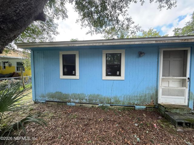 6453 SOLANDRA Drive, Jacksonville, FL 32210