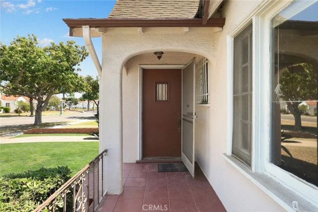 1515 S Stoneman Avenue, Alhambra, CA 91801