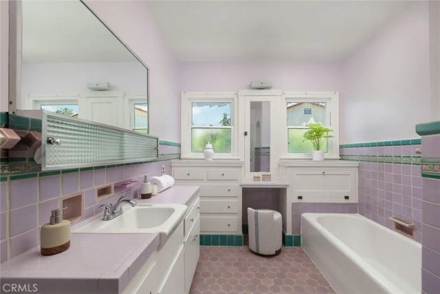 1515 S Stoneman Avenue, Alhambra, CA 91801