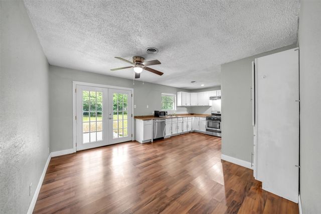 4621 Darla Drive, Fort Worth, TX 76132