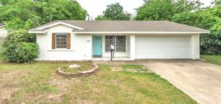 4621 Darla Drive, Fort Worth, TX 76132