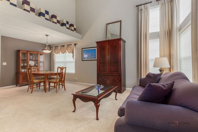 364 Gatewood Lane, Grayslake, IL 60030