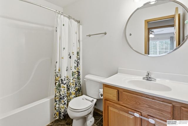 17354 Ruggles Street, Omaha, NE 68116