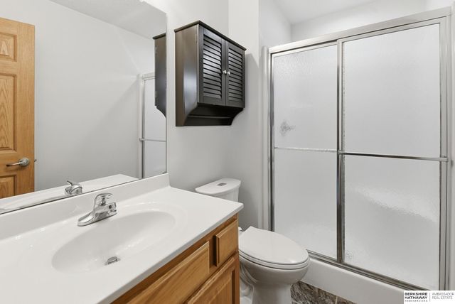 17354 Ruggles Street, Omaha, NE 68116