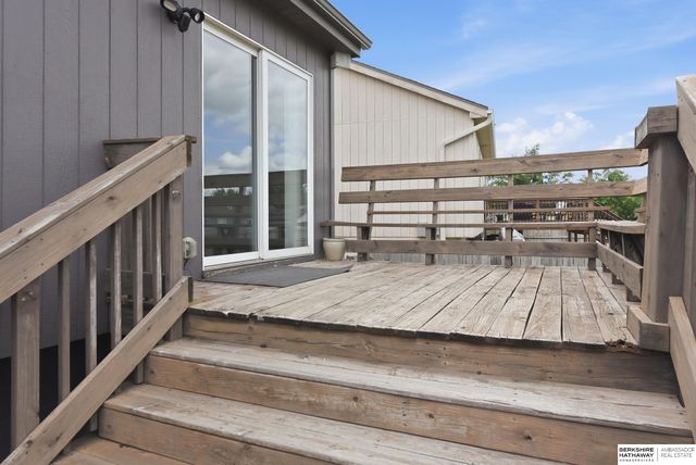 17354 Ruggles Street, Omaha, NE 68116