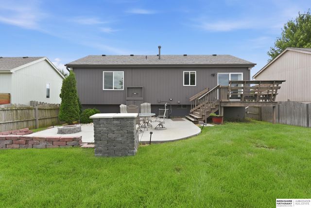 17354 Ruggles Street, Omaha, NE 68116