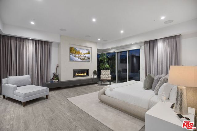 6379 Colgate Avenue, Los Angeles, CA 90048