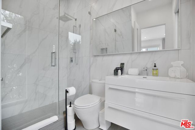 6379 Colgate Avenue, Los Angeles, CA 90048