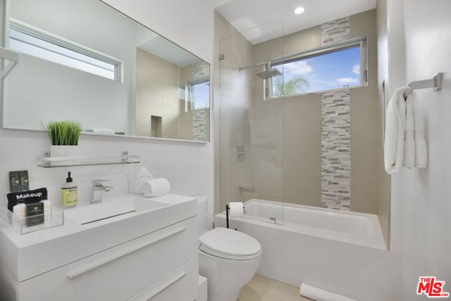 6379 Colgate Avenue, Los Angeles, CA 90048