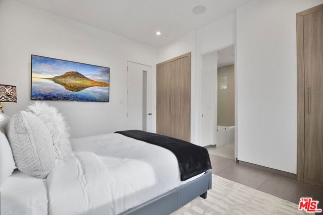 6379 Colgate Avenue, Los Angeles, CA 90048