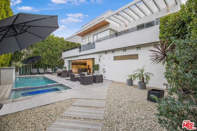 6379 Colgate Avenue, Los Angeles, CA 90048