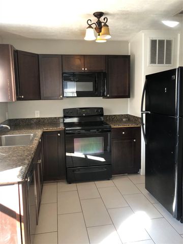 1320 W 24th Street, Houston, TX 77008