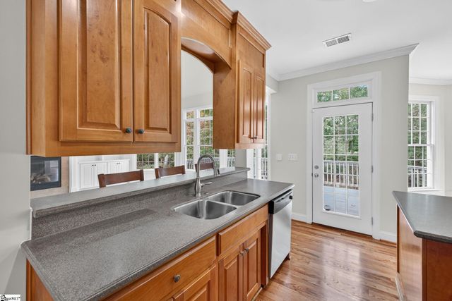 167 Conamara Lane, Woodruff, SC 29388